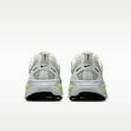 Nike Vomero 18 Women's Road Running Shoes (Extra Wide)