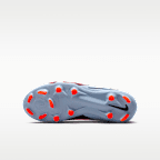 Tacos de fútbol para terrenos múltiples para niños grandes Nike Jr. Phantom 6 Low Pro