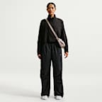 Pants ligeros de tiro medio con protección UV para mujer Nike Sportswear