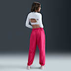 Nike Sportswear Club Fleece Women's Mid-Rise Oversized Sweatpants