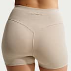 Shorts de 7.5 cm para mujer NikeSKIMS Studio Stretch