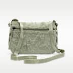 Nike Sportswear Futura 365 Faux Fur Cross-Body Bag (1L)