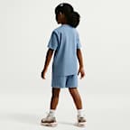 Conjunto de dos piezas con shorts de tejido Knit para preescolar Nike Club