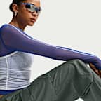 Pants cargo de estilo funcional de tiro medio holgados para mujer Nike Sportswear