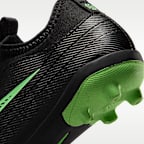 Chuteiras de futebol de cano baixo multiterreno Nike Jr. Mercurial Vapor 17 Club para criança