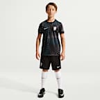Replika brankářského fotbalového dresu Nike Dri-FIT Chelsea FC Stadium 2026/27 s krátkým rukávem pro větší děti