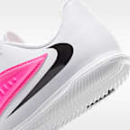 Nike Jr. Phantom 6 Low Club Big Kids' Indoor/Court Soccer Shoes