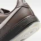 ナイキ エア フォース 1 '07 LV8 ウィメンズシューズ