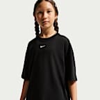 Nike Sportswear Older Kids' Oversized T-Shirt