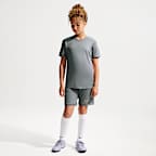 Nike Academy Older Kids' Dri-FIT Football Top