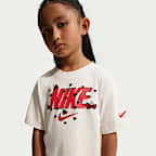Playera de corte cuadrado para niños talla pequeña Nike Cherry