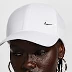 Nike Club Structured Metal Swoosh Cap