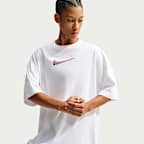 Playera de manga corta oversized Nike para mujer