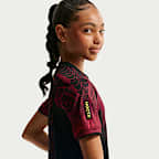 Canada Big Kids' Nike Dri-FIT Soccer Pre-Match Short-Sleeve Top