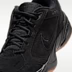 Nike Air Monarch SE Men's Workout Shoes