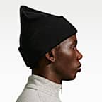 Czapka z satynową podszewką i szerokim ściągaczem Nike Peak