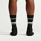 Nike Sportswear Dri-FIT Everyday Essential Crew Socks (3 Pairs)