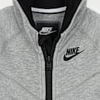 Nike Sportswear Tech Fleece kapucnis rugdalózó babáknak