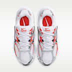 Chaussure avec motifs réfléchissants Nike V5 RNR pour femme