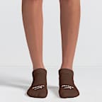 Calcetines al tobillo NikeSKIMS Dri-FIT para mujer (3 pares)