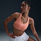 Bra deportivo con almohadilla de media sujeción para mujer Nike Swoosh