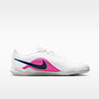 Nike Tiempo Maestro Club Indoor/Court Low-Top Soccer Shoes
