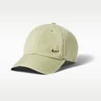 Nike Dri-FIT Club Unstructured Metal Swoosh Cap