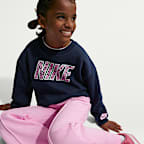 Conjunto de 2 piezas con pants de pierna ancha para niños talla pequeña Nike Retro Remix