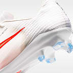 Tacos de futbol para terreno firme de corte low Nike Mercurial Superfly 11 Pro