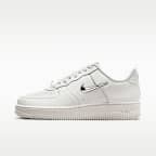 Γυναικεία παπούτσια Nike Air Force 1 '07