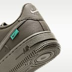 Nike Air Force 1 Tech Essential Schuh (ältere Kinder)