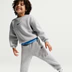 Nike Conjunto de dos piezas Essential de tejido Fleece con sudadera - Niño/a pequeño/a