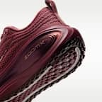 รองเท้าโร้ดรันนิ่งผู้หญิง Nike Vomero Plus