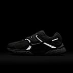 Nike V5 RNR Women's Shoes with Reflective Design Accents