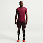 Playera de fútbol de manga corta Dri-FIT para hombre Nike Strike
