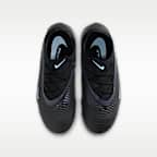 Nike Jr. Phantom 6 Low Pro Older Kids' Multi-Ground Football Boots