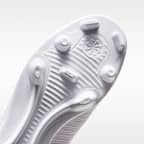 Nike Jr. Mercurial Vapor 17 Club Big Kids' Multi-Ground Low-Top Soccer Cleats