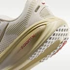 Chaussure de running sur route Nike Vomero 18 pour femme