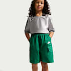 Shorts cargo de tejido Woven para niños talla grande Nike Sportswear Club
