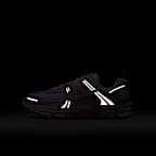 Nike Vomero 5 Older Kids' Shoes with Reflective Design Accents