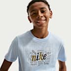 Nike Sportswear Club Older Kids' T-Shirt