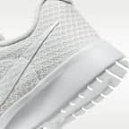 Nike Tanjun EasyOn Women's Shoes