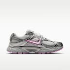 Nike V5 RNR Women's Shoes with Reflective Design Accents