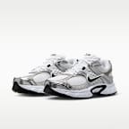 Nike V5 RNR Women's Shoes with Reflective Accents