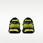 Yansıtıcı Tasarım Vurgulu Nike Zoom Vomero 5 Kadın Ayakkabısı