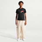 Nike Sportswear Older Kids' Pocket T-Shirt