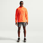 Nike Miler vannavstøtende løpejakke med UV-beskyttelse til herre