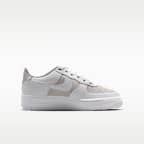Nike Air Force 1 Older Kids' Shoes