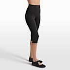 NikeSKIMS Matte Women's V-Panel 17" Cropped Leggings