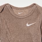 Conjunto de pants y mono de manga larga para bebé (6-12 meses) Nike Baby Essentials